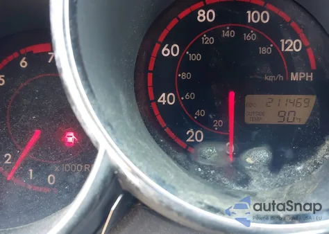 2004 Pontiac Vibe из США, поврежденный, VIN 5Y2SL628X4Z461746